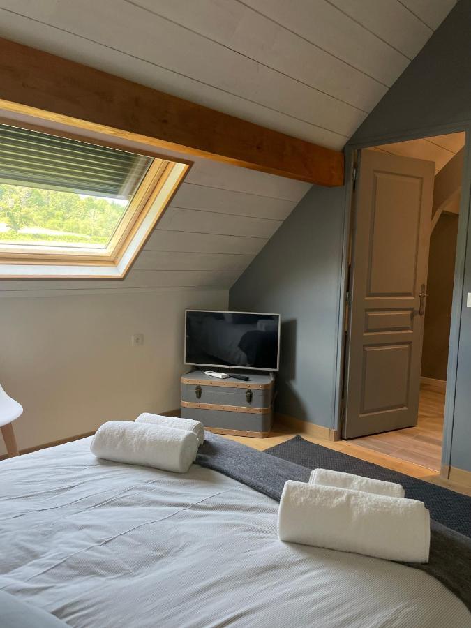 Domaine Des Pierres Trouvees Bed & Breakfast Saint-Vincent  ภายนอก รูปภาพ